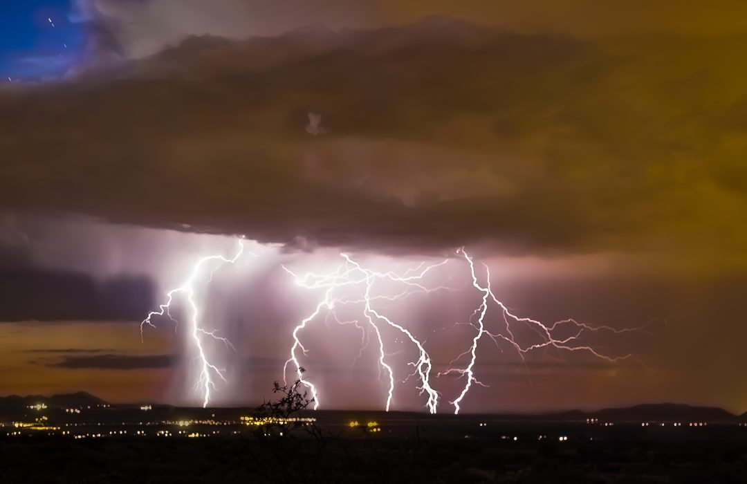 Alerta: Defesa Civil emite aviso de ‘grande perigo’ para temporais; saiba quais áreas serão atingidas
