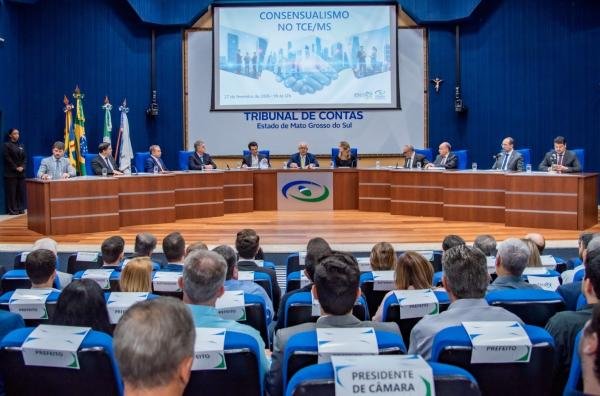 Experiência do TCE-MT em soluções consensuais é apresentada em evento no MS