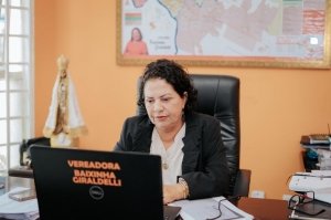 Baixinha esclarece reajuste na tarifa de água e defende acesso ao serviço para toda a população