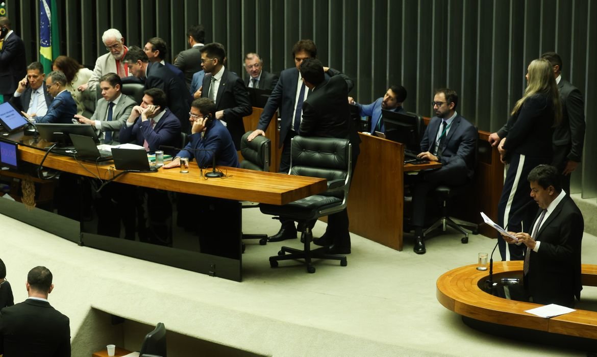 Câmara aprova em segundo turno PEC da Segurança Pública