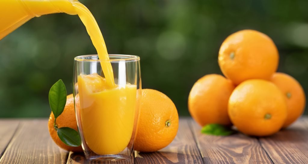 Safra de qualidade e consumo lento favorecem recuperação dos estoques de suco de laranja