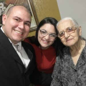 Samantha Íris homenageia Irmã Nilda de Paula Souza e reconhece seu legado com a criação de comenda