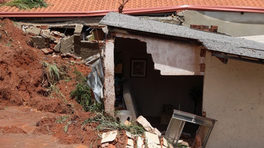 Minas Gerais lidera ranking de áreas urbanas em encostas de risco