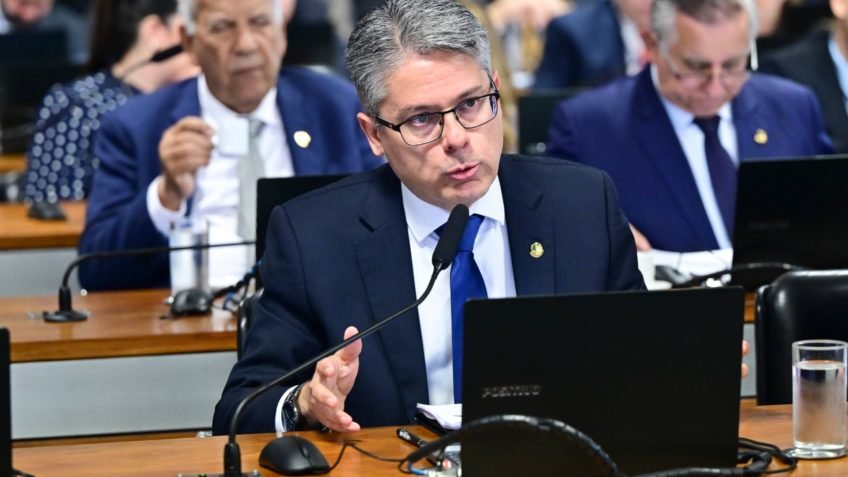 Saiba quem assinou o pedido de CPI contra ministros do STF