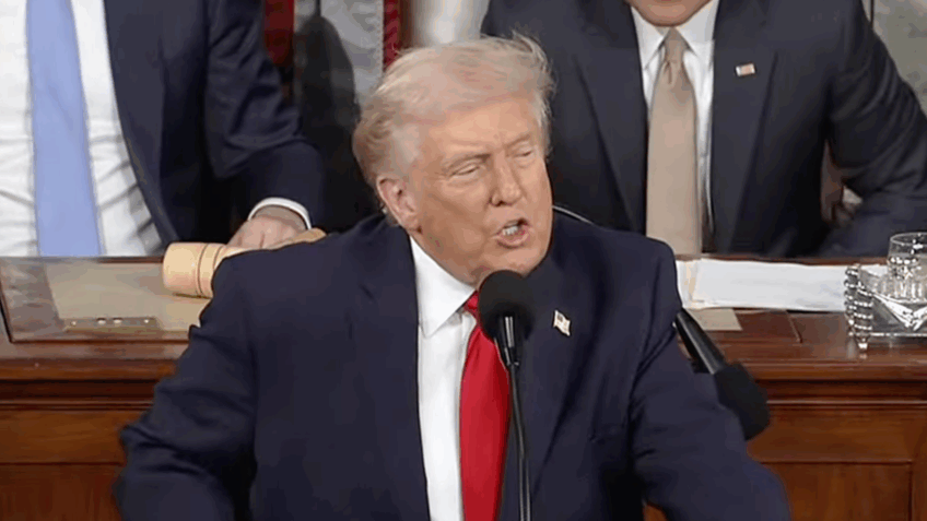 Trump diz que guerra contra Irã está praticamente concluída