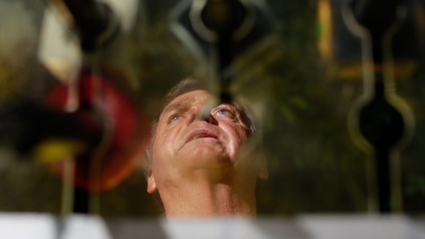 Moraes autoriza visitas de Jorginho Mello e Caroline de Toni a Bolsonaro