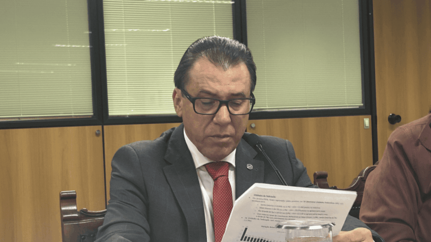 Ao vivo: Marinho debate na Câmara sobre a PEC do fim da escala 6 X 1