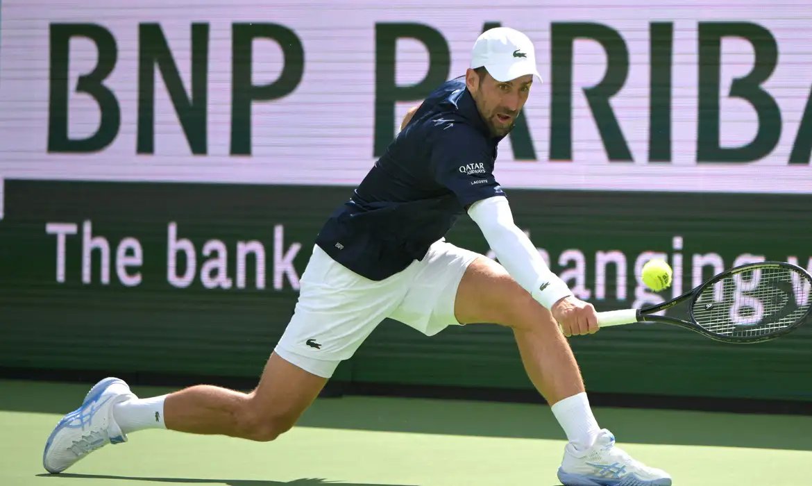 Djokovic e Alcaraz sofrem mas avançam à próxima fase em Indian Wells