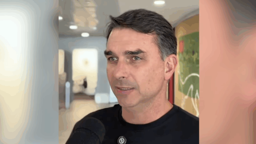 Ausência de Lula na posse de Kast é irrelevante, diz Flávio