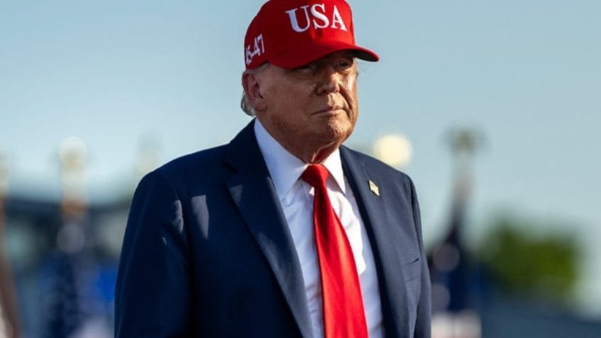 Trump ameaça Irã após relatos de minas no Estreito de Ormuz