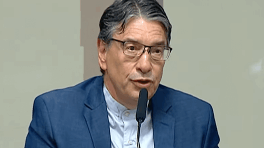 MP junto ao TCU pede o afastamento de Pochmann do IBGE