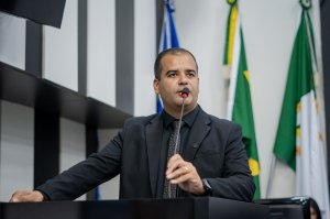 Projeto  transforma salas de espera da saúde em espaços de informação pública