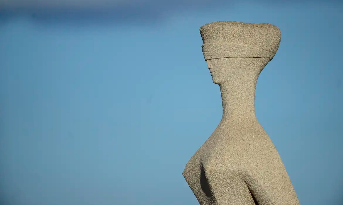 Moraes manda prender ex-integrantes da cúpula da PMDF