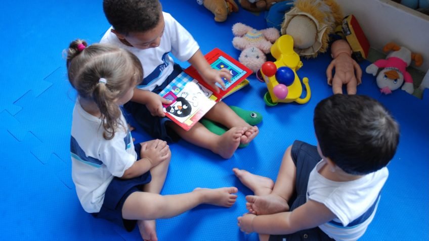 Inflação de fevereiro mais do que dobra ante janeiro e vai a 0,70%