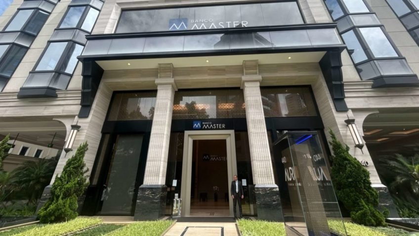 40% acham que Master prejudica STF, Bolsonaro, Lula, BC e Congresso