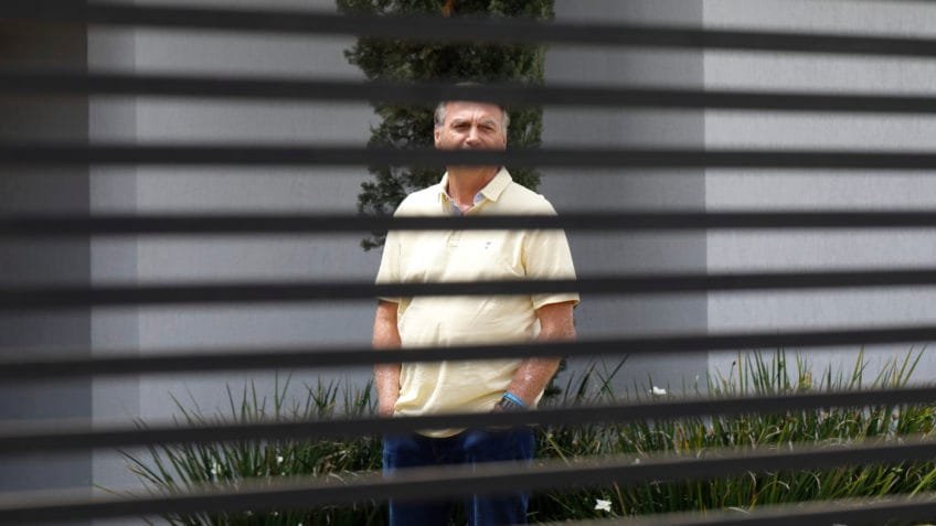 Bolsonaro está a caminho do hospital, diz Flávio