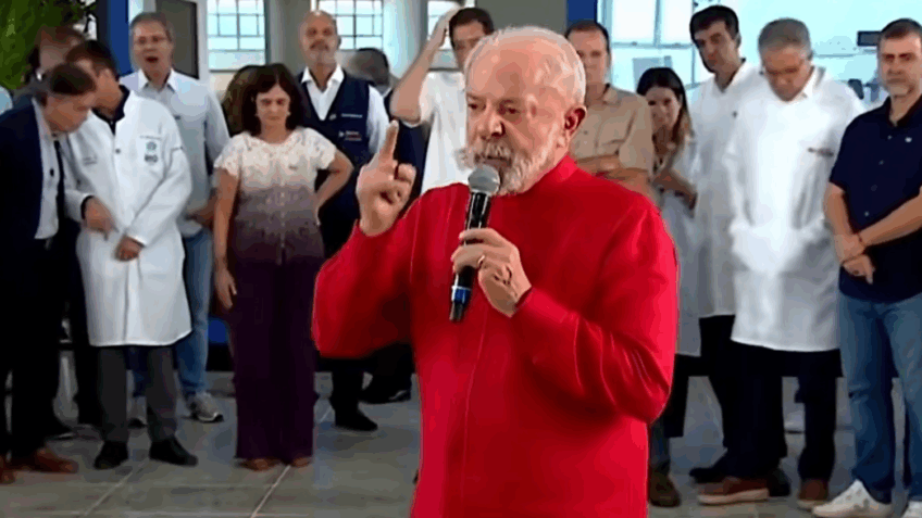 Lula diz que proibiu assessor do governo Trump de entrar no Brasil