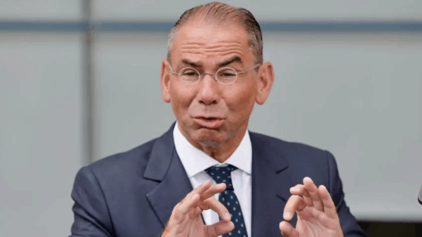 Advogado que defendeu Zé Dirceu e Braga Netto assume defesa de Vorcaro