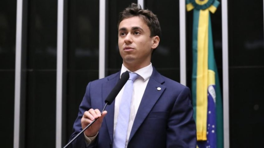 Nikolas chama Moraes de "psicopata" após internação de Bolsonaro