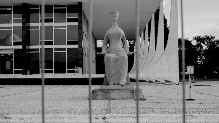 1ª Turma do STF julga recursos do “núcleo da desinformação”