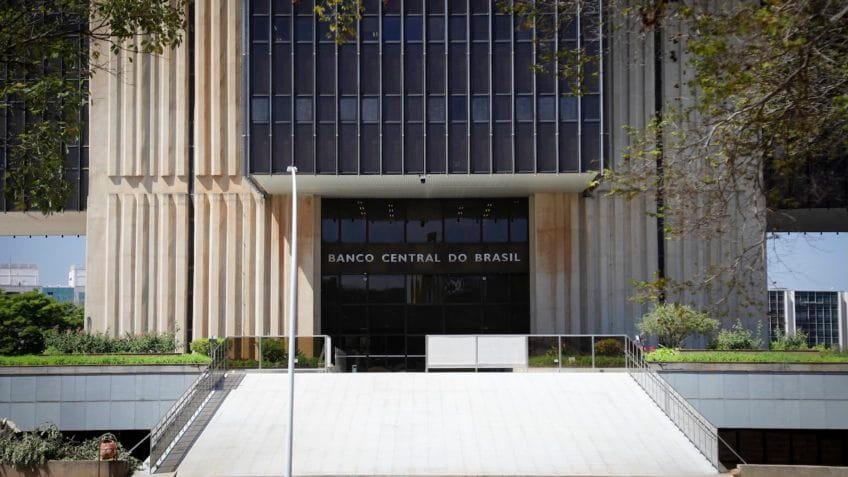 Prévia do PIB sobe 0,8% em janeiro, diz Banco Central