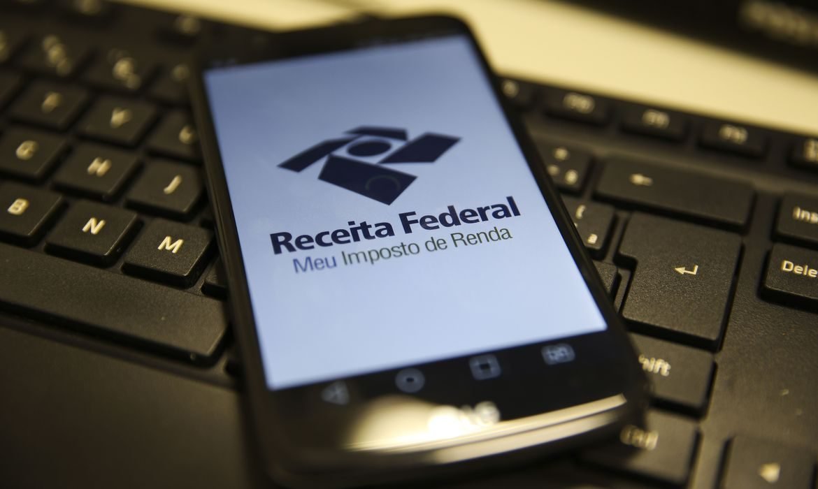 Programa do Imposto de Renda 2026 será liberado para download nesta sexta-feira