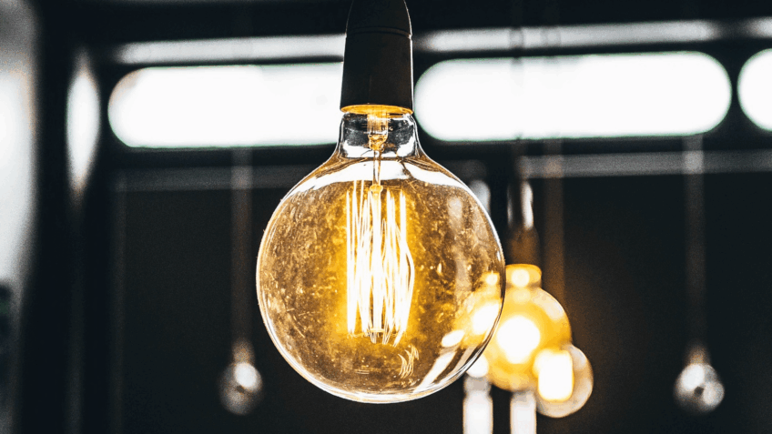 Conta de luz deve subir 8% em 2026, acima da inflação