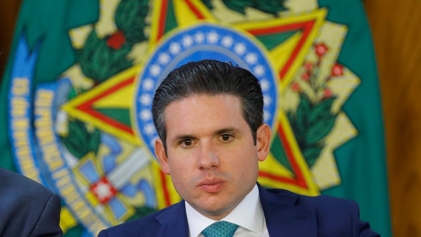 Motta afirma que PEC garante melhor debate sobre fim da escala 6 X 1