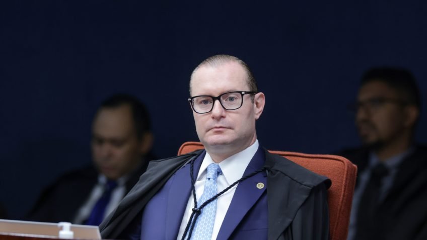 Zanin vota para condenar deputados do PL por desvio de emendas