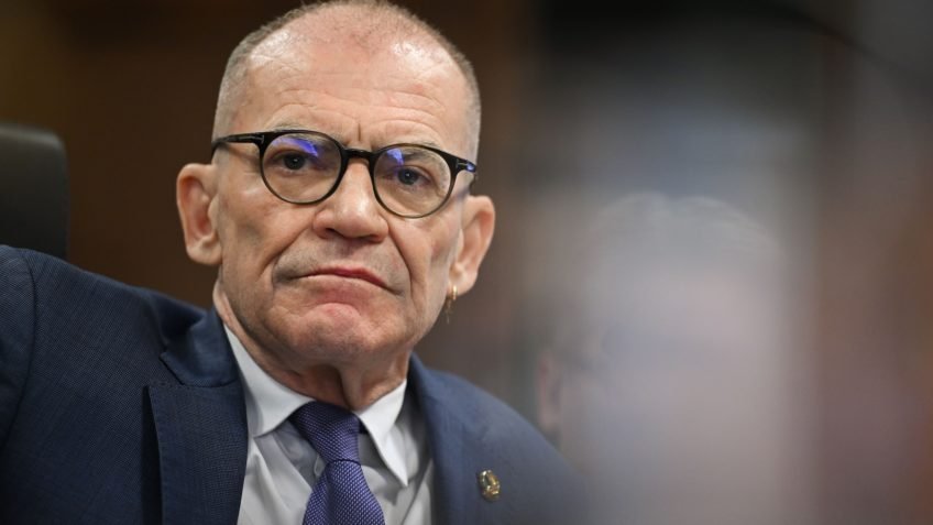 CPI do Crime Organizado convoca ex de Vorcaro e mais 7