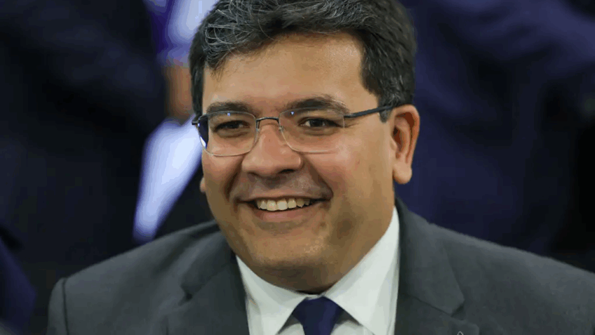 Fonteles lidera disputa pelo governo do Piauí, diz pesquisa