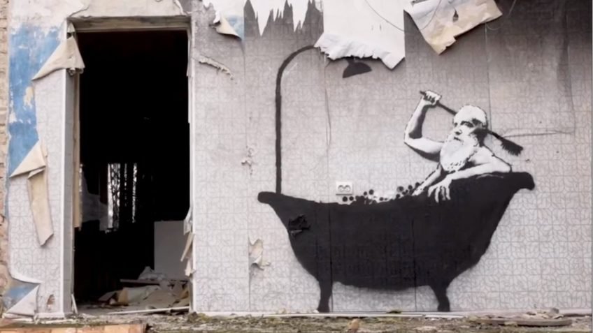 Agência diz que Banksy pode ter mudado de nome para seguir ativo