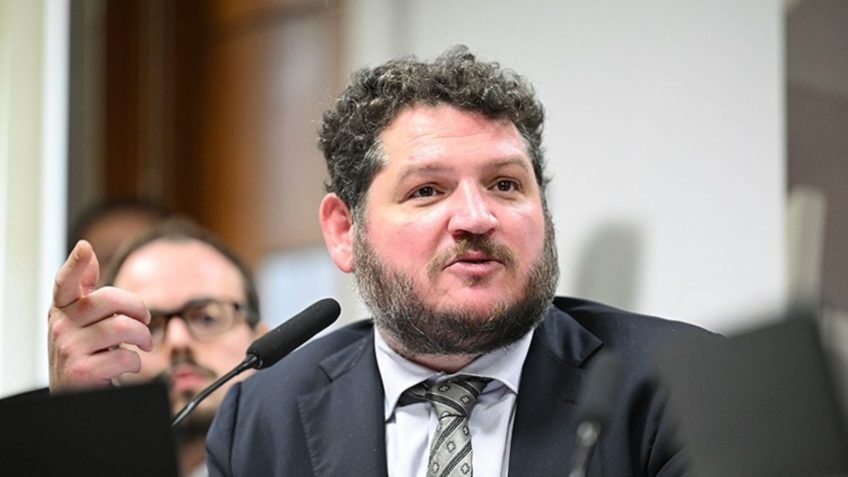 Vorcaro era "pau-mandado" de donos do Master, diz gestor da Esh Capital