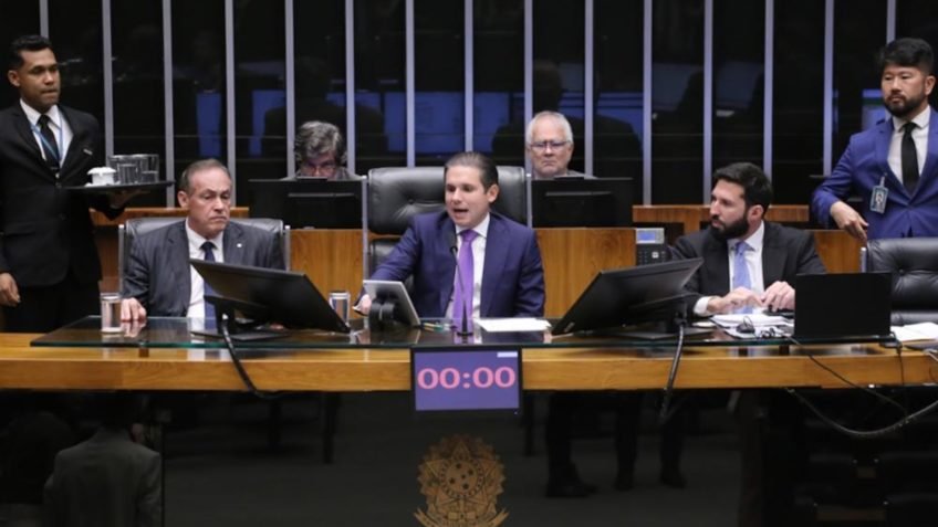 Câmara inclui violência vicária na Lei Maria da Penha