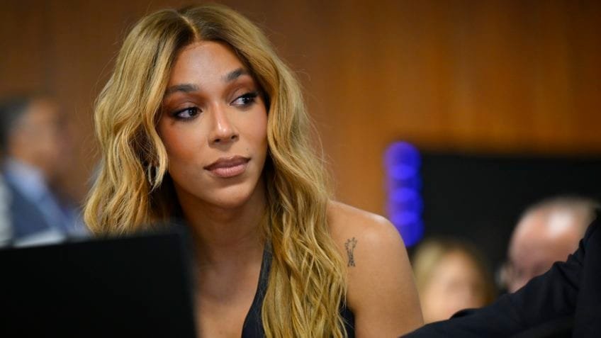 Erika Hilton relata ligação do "SBT" após falas de Ratinho