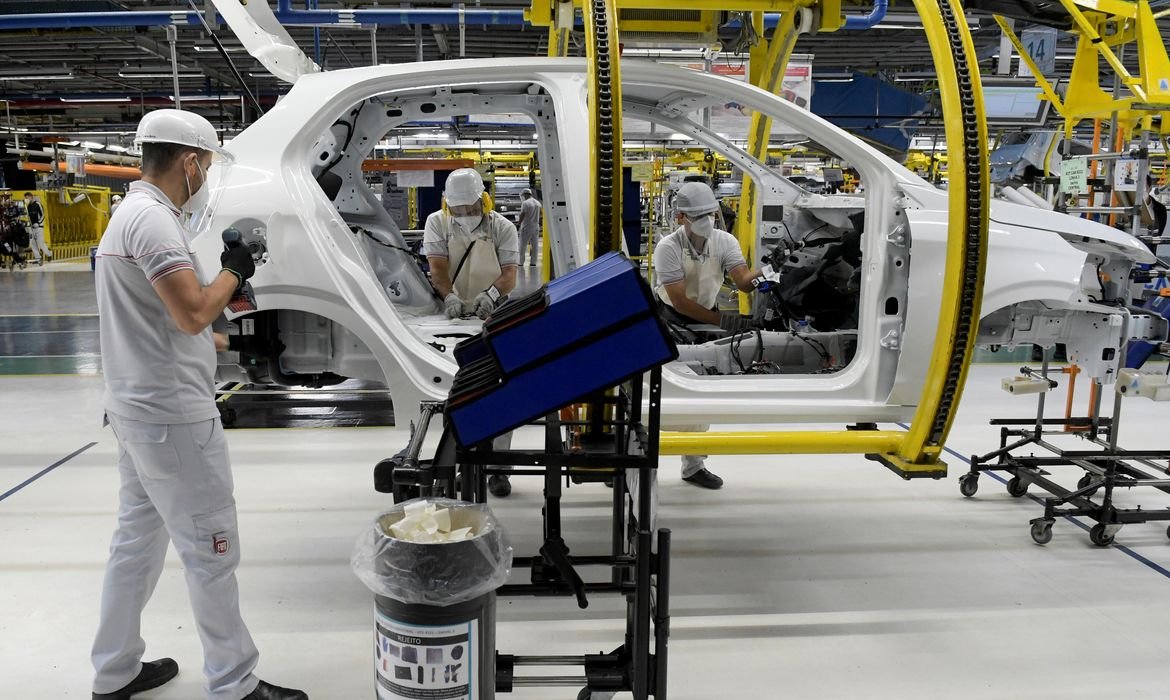 Em 2024, taxa de inovação das empresas brasileiras chegou a 64,4%