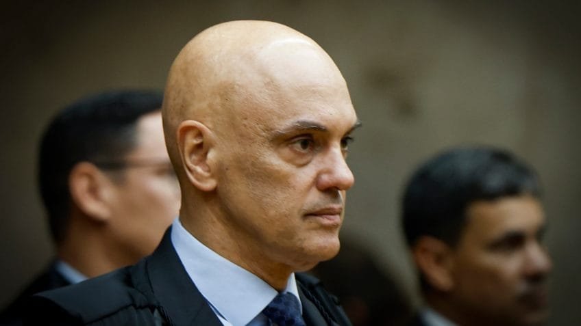 Ministros destacam “coragem” de Moraes no julgamento de Bolsonaro