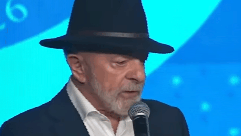Lula critica exploração de minerais e defende união da América Latina
