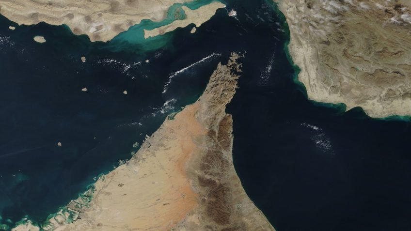 Sete países criticam o Irã e pedem a liberação do estreito de Ormuz