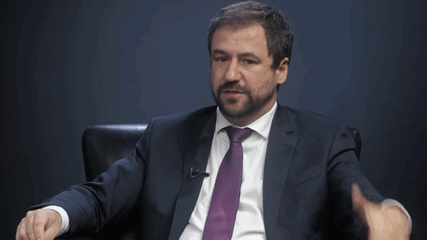 Governo Lula avalia novos decretos para regulamentar big techs