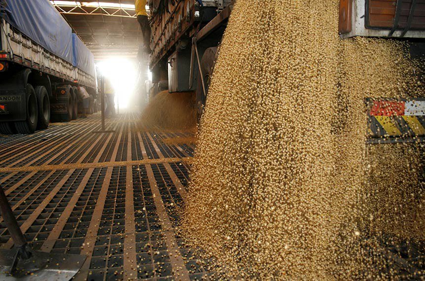 Transporte ferroviário de grãos nos EUA cai 5% na semana até 7 de março