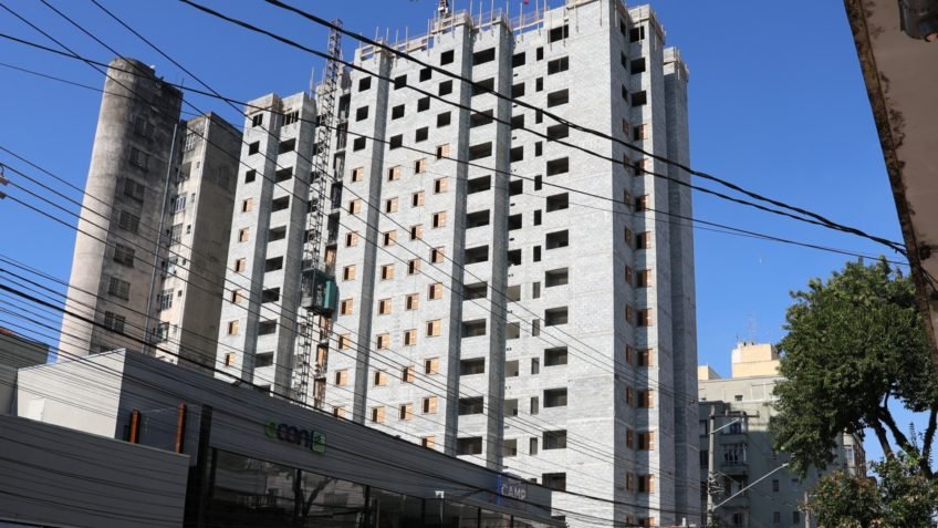 Redução da jornada eleva custo da construção em R$ 20 bi