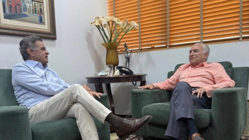 Há espaço para uma alternativa a Lula e Flávio, diz Aécio Neves