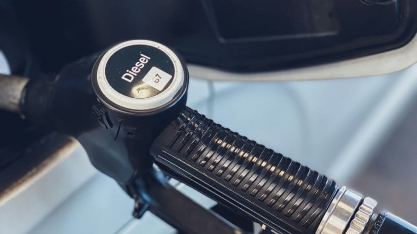 Setor de combustíveis alerta para risco de desabastecimento no Brasil