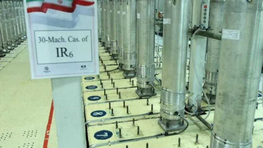 Usina nuclear de Natanz é bombardeada pelos EUA, diz agência do Irã