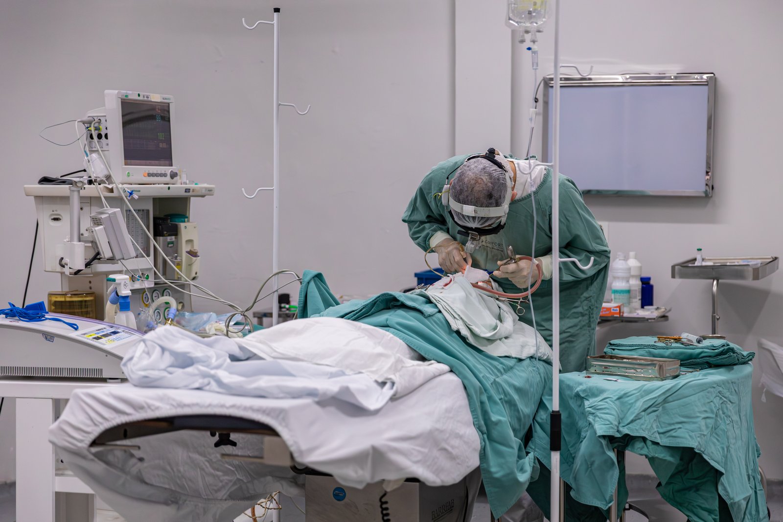 Cuiabá reduz mais de 146 mil pacientes na fila da saúde e acelera acesso a consultas, exames e cirurgias