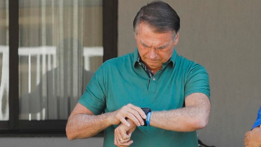 PGR é favorável à prisão domiciliar para Bolsonaro