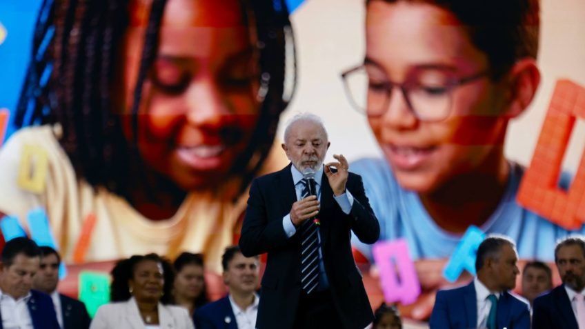 Lula diz que inadimplência no Fies não deve ser vista como crime