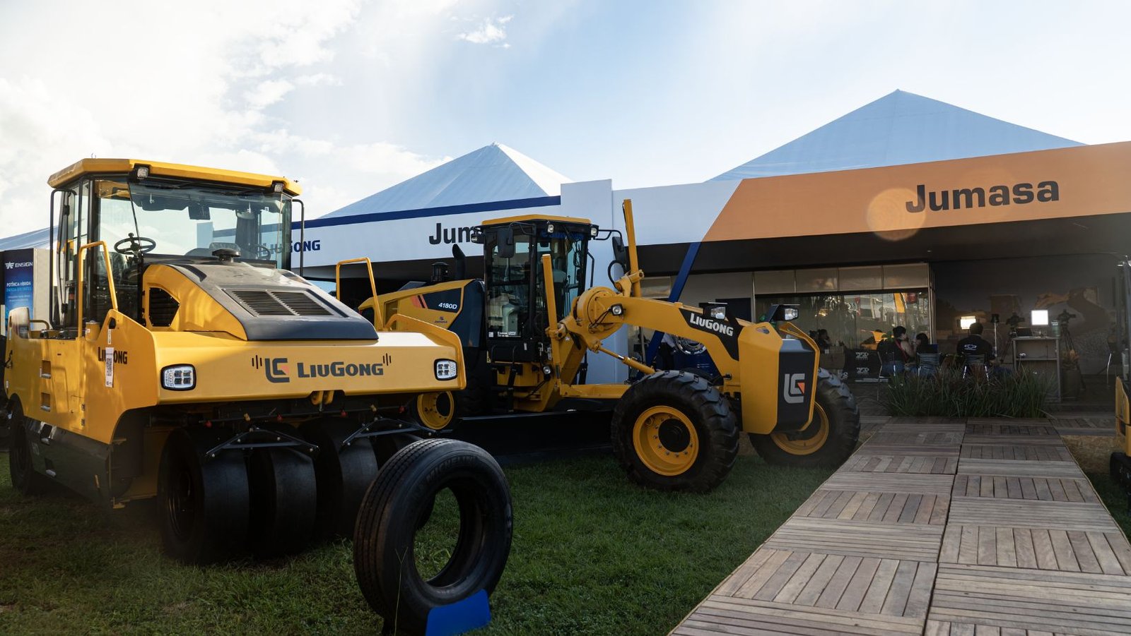 Jumasa e Remate AgroShop promovem primeiro leilão de máquinas e implementos na Show Safra