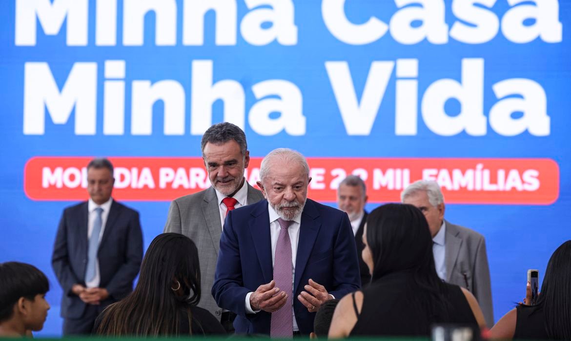 Governo federal entrega 2,2 mil moradias do Minha Casa, Minha Vida